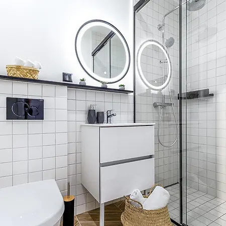 Woronicza Park Mokotow Otel *